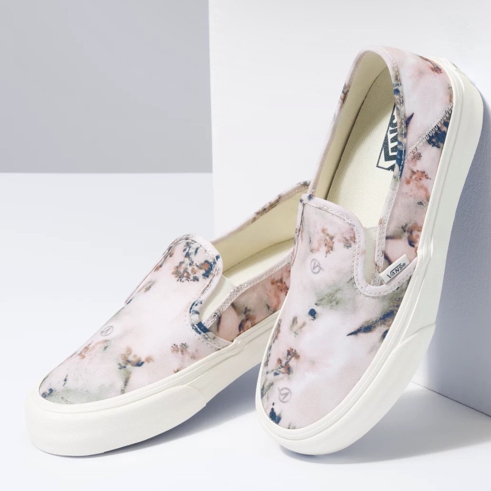 ISO Vans Floral Dye Slip On SF Size 8.5/9 Women's